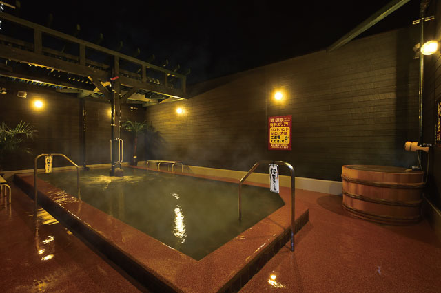 「真」源泉の湯(ろてん風呂)